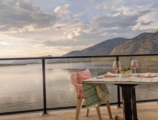 Desert Surfside Waterfront Suites