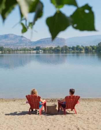 The Lakeside Resort