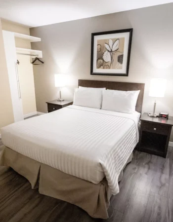 Siesta Suites Kelowna